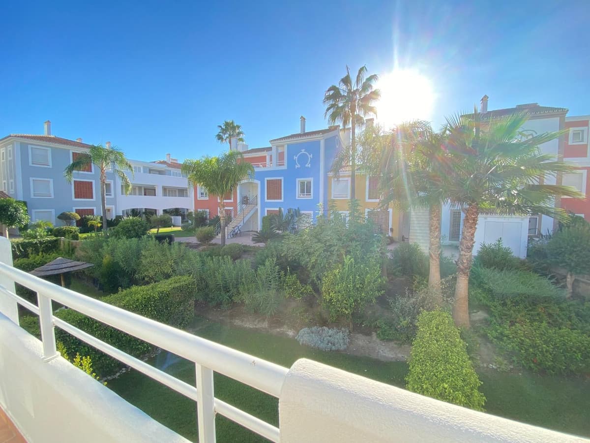 Penthouse Duplex in Estepona — photo 9 of 10