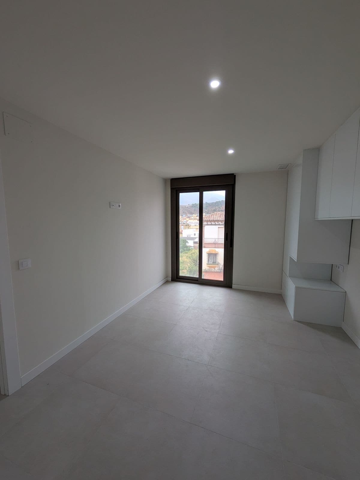 Penthouse Duplex in Estepona — photo 9 of 10