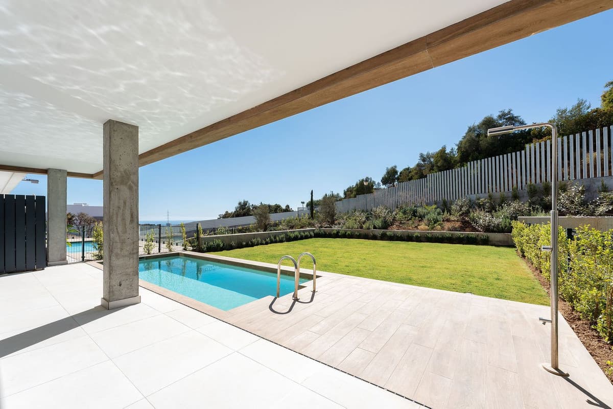 Ground Floor Apartment in Altos de los Monteros — photo 2 of 10