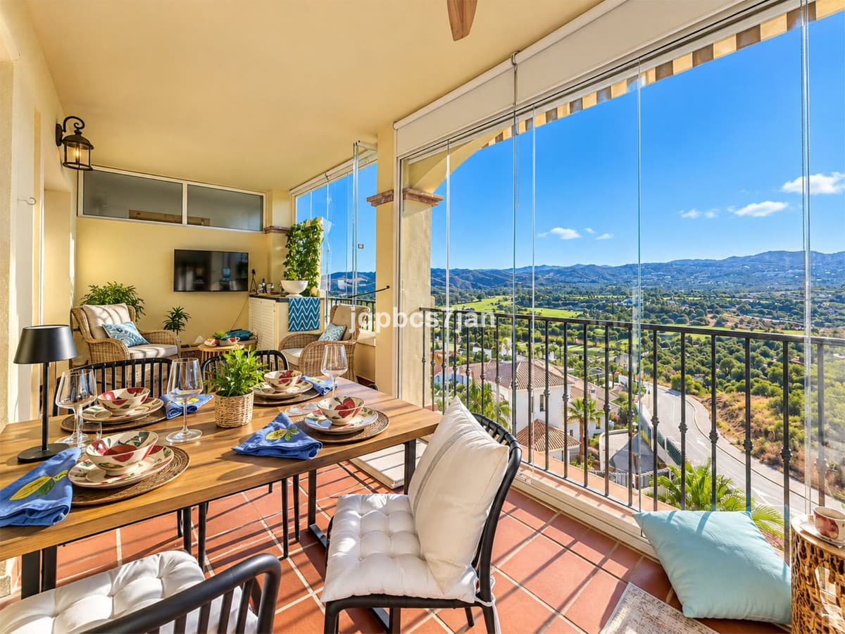 Middle Floor Apartment in La Cala Hills — photo 4 of 10