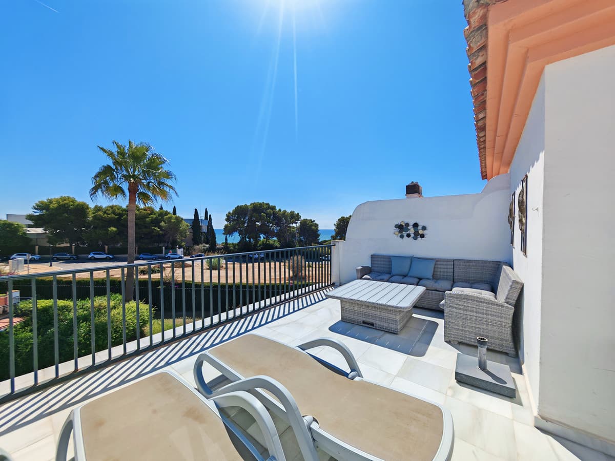 Townhouse in Cabopino — photo 1 of 10