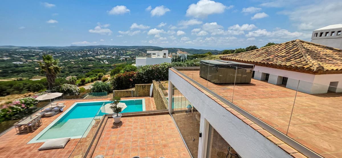 Detached Villa in Sotogrande — photo 2 of 10