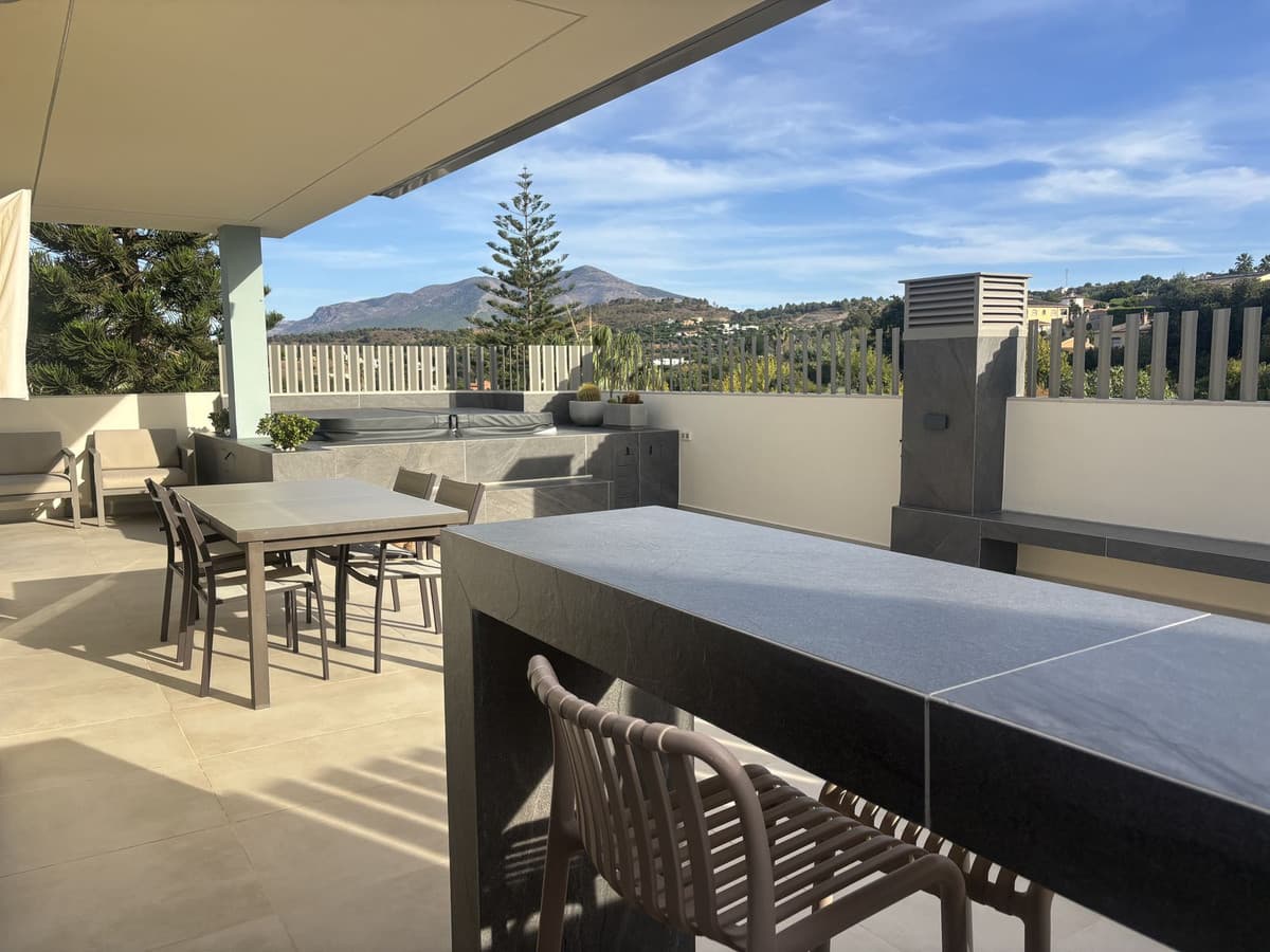 Penthouse in Coín — photo 4 of 10