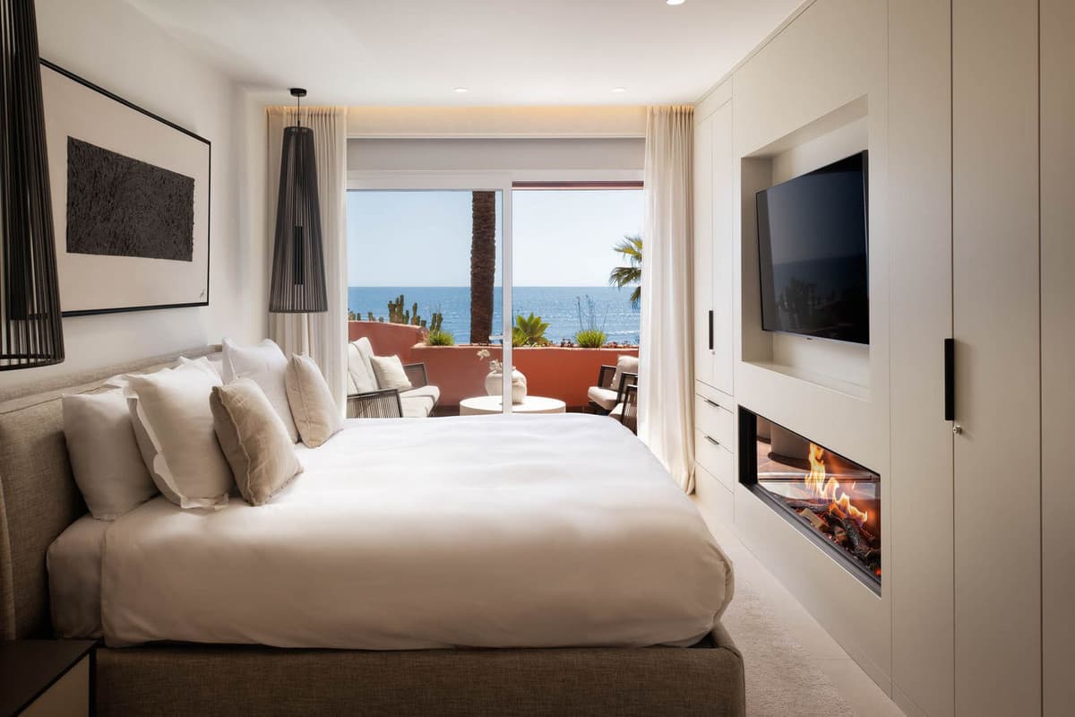 Middle Floor Apartment in Estepona — photo 7 of 10