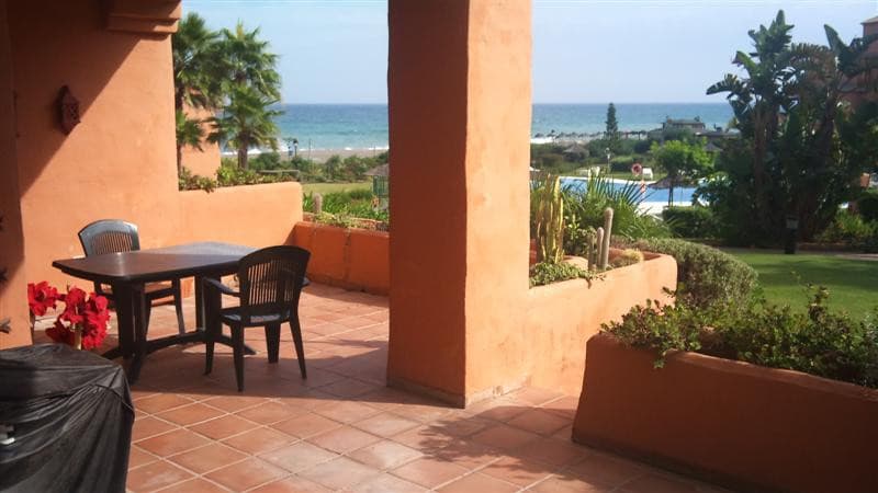 Ground Floor Apartment in La Duquesa — photo 2 of 10