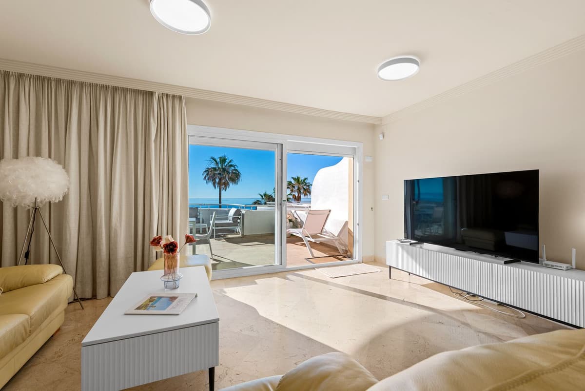 Ground Floor Apartment in Estepona — photo 2 of 10