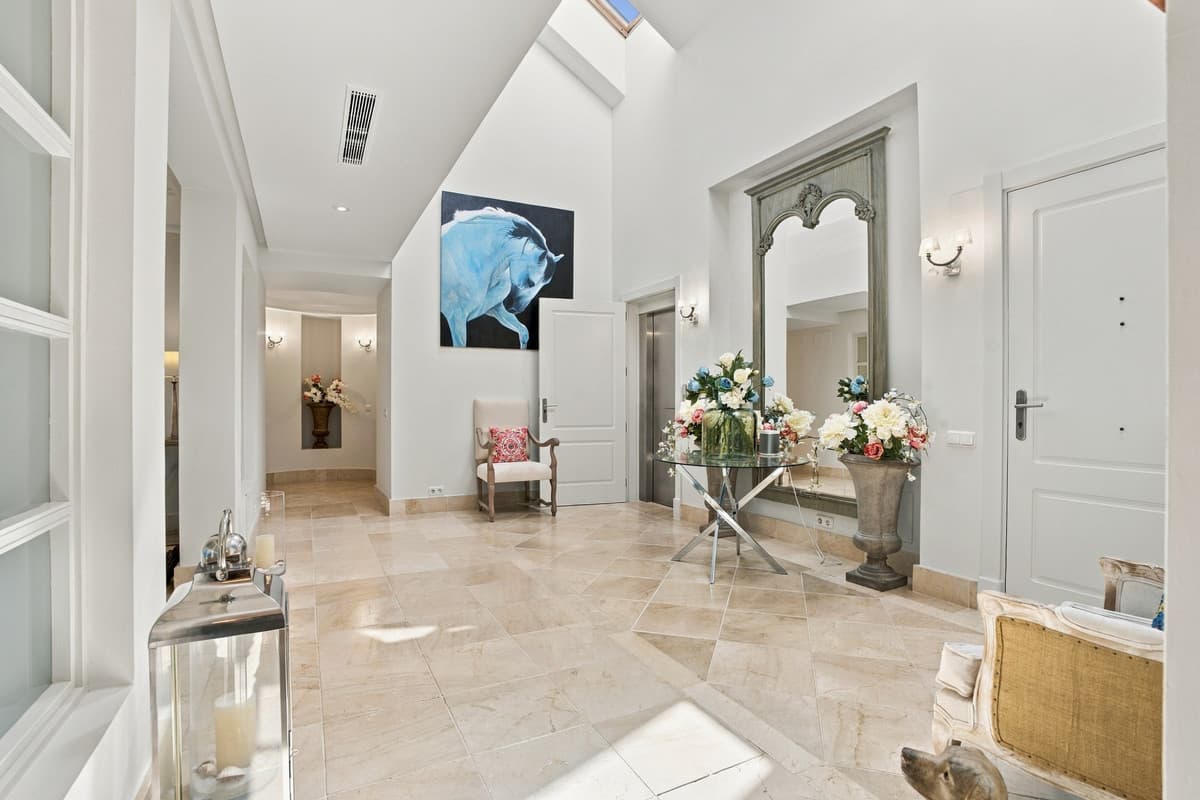 Penthouse Duplex in Sotogrande Alto — photo 4 of 10