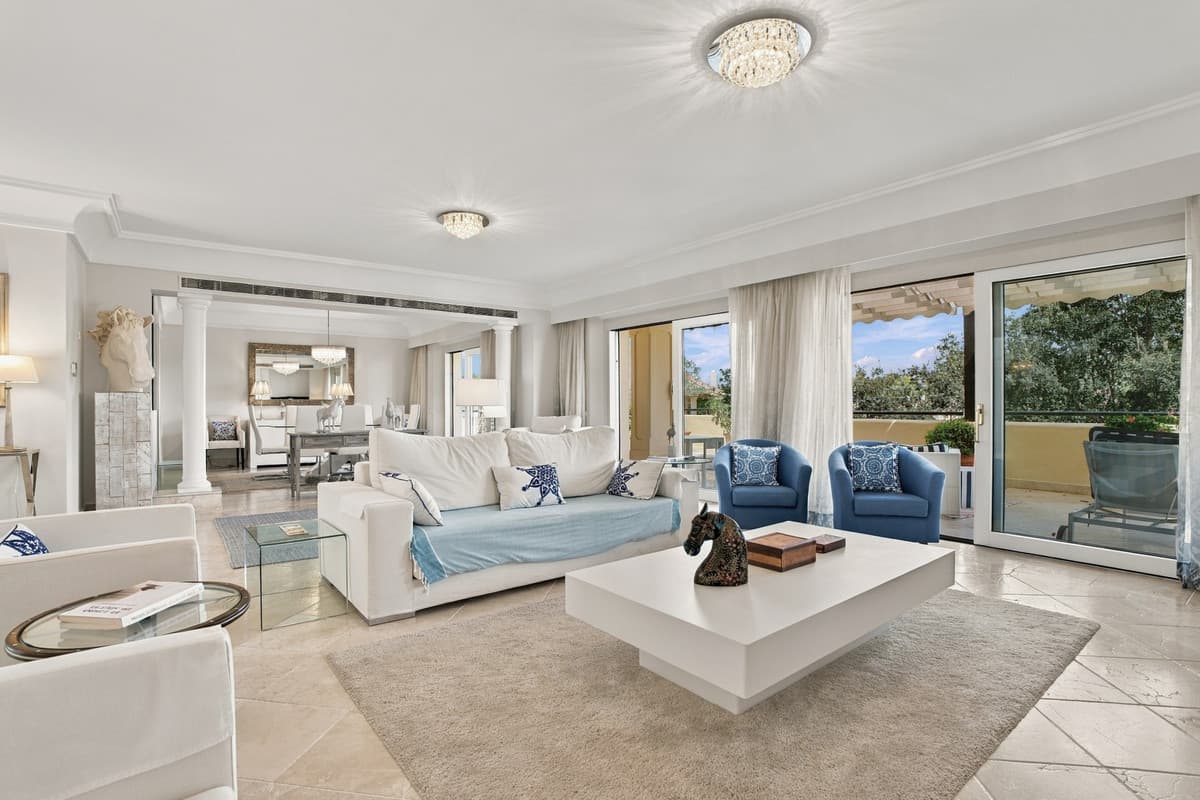 Penthouse Duplex in Sotogrande Alto — photo 7 of 10