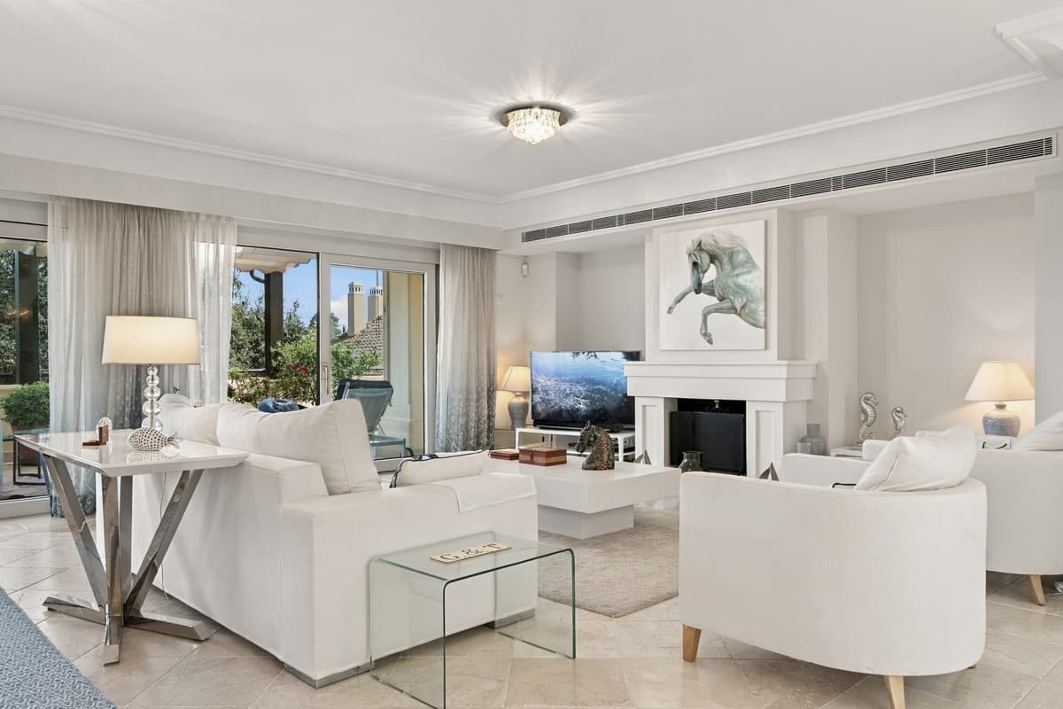 Penthouse Duplex in Sotogrande Alto — photo 9 of 10