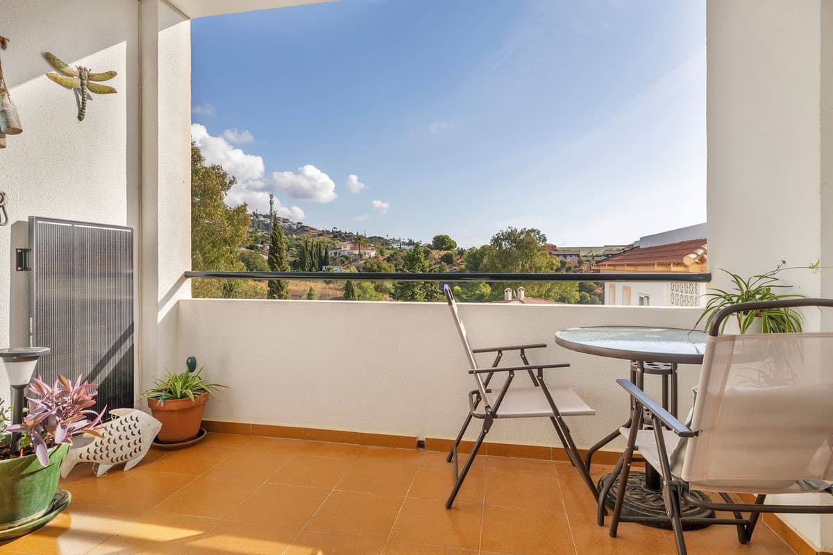 Middle Floor Apartment in Benalmadena — photo 2 of 10