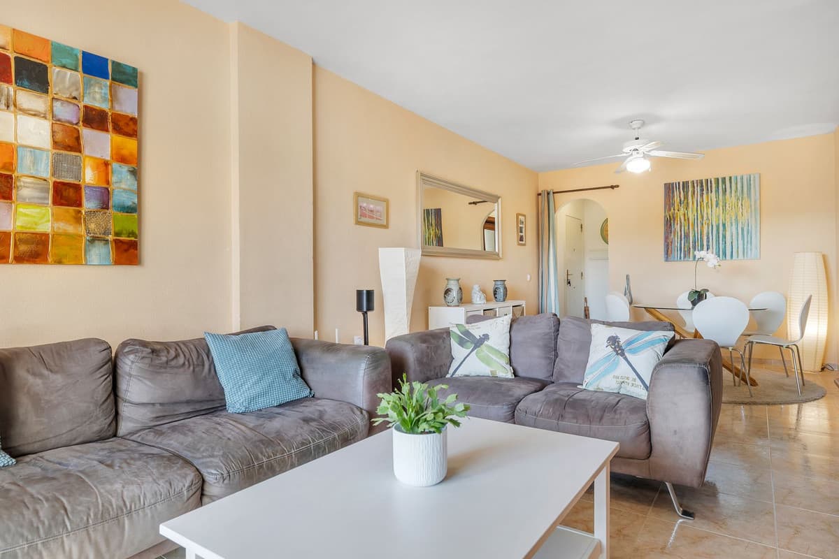 Middle Floor Apartment in Benalmadena — photo 7 of 10
