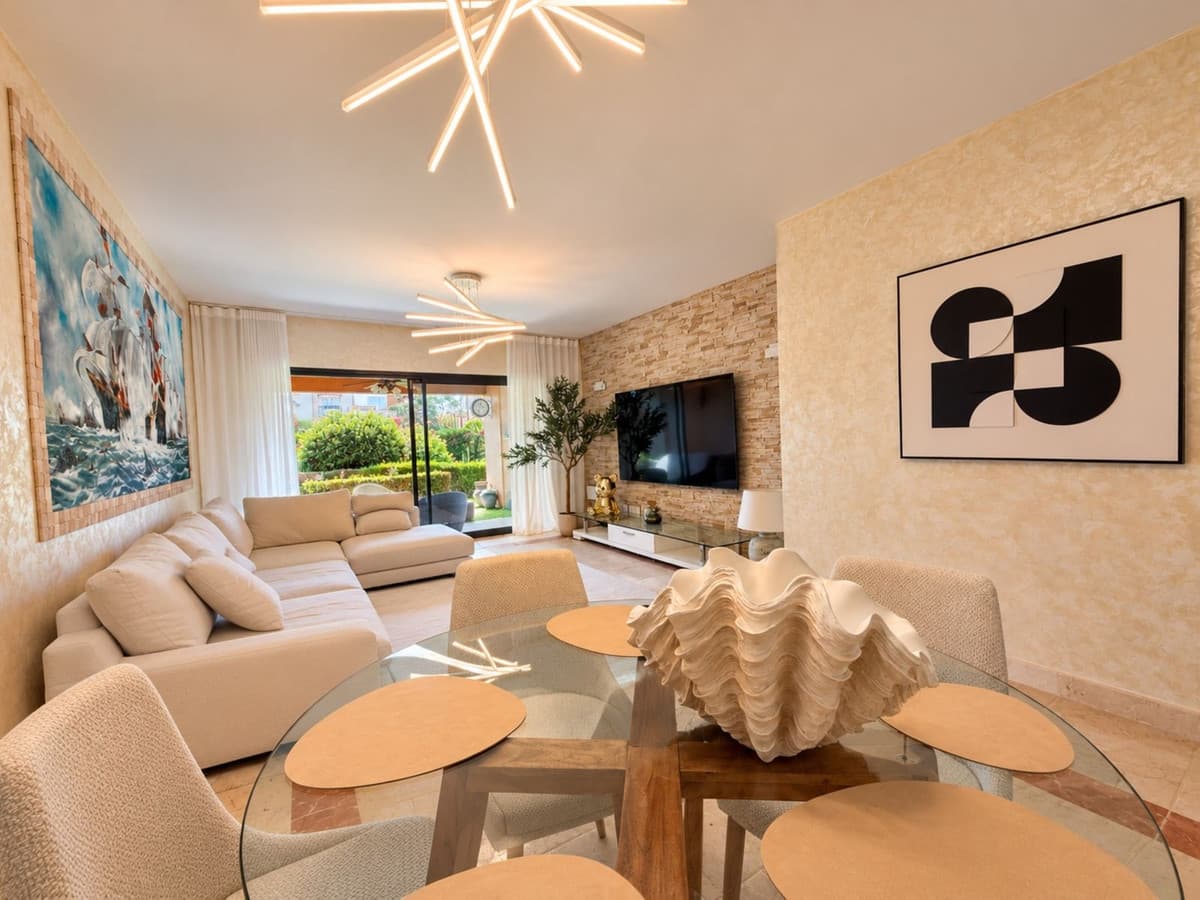 Ground Floor Apartment in Estepona — photo 10 of 10