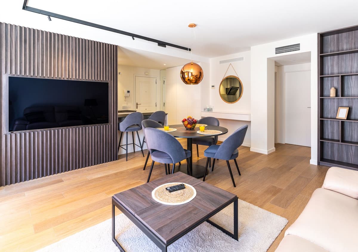 Middle Floor Apartment in Estepona — photo 2 of 10