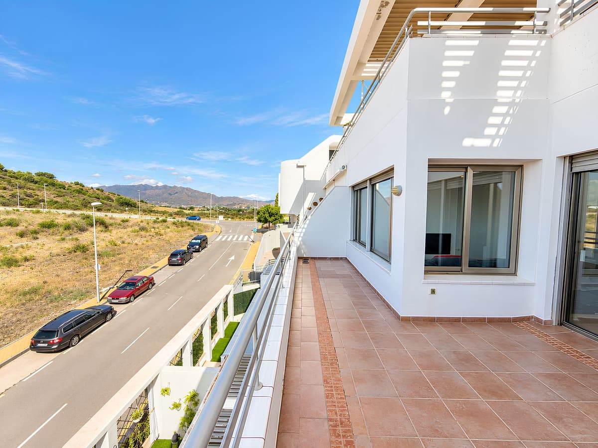 Penthouse Duplex in La Cala de Mijas — photo 7 of 10