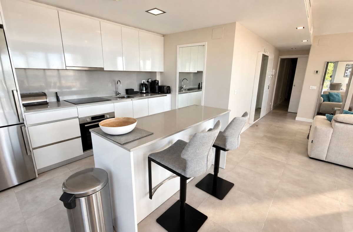 Penthouse in Las Lagunas — photo 10 of 10
