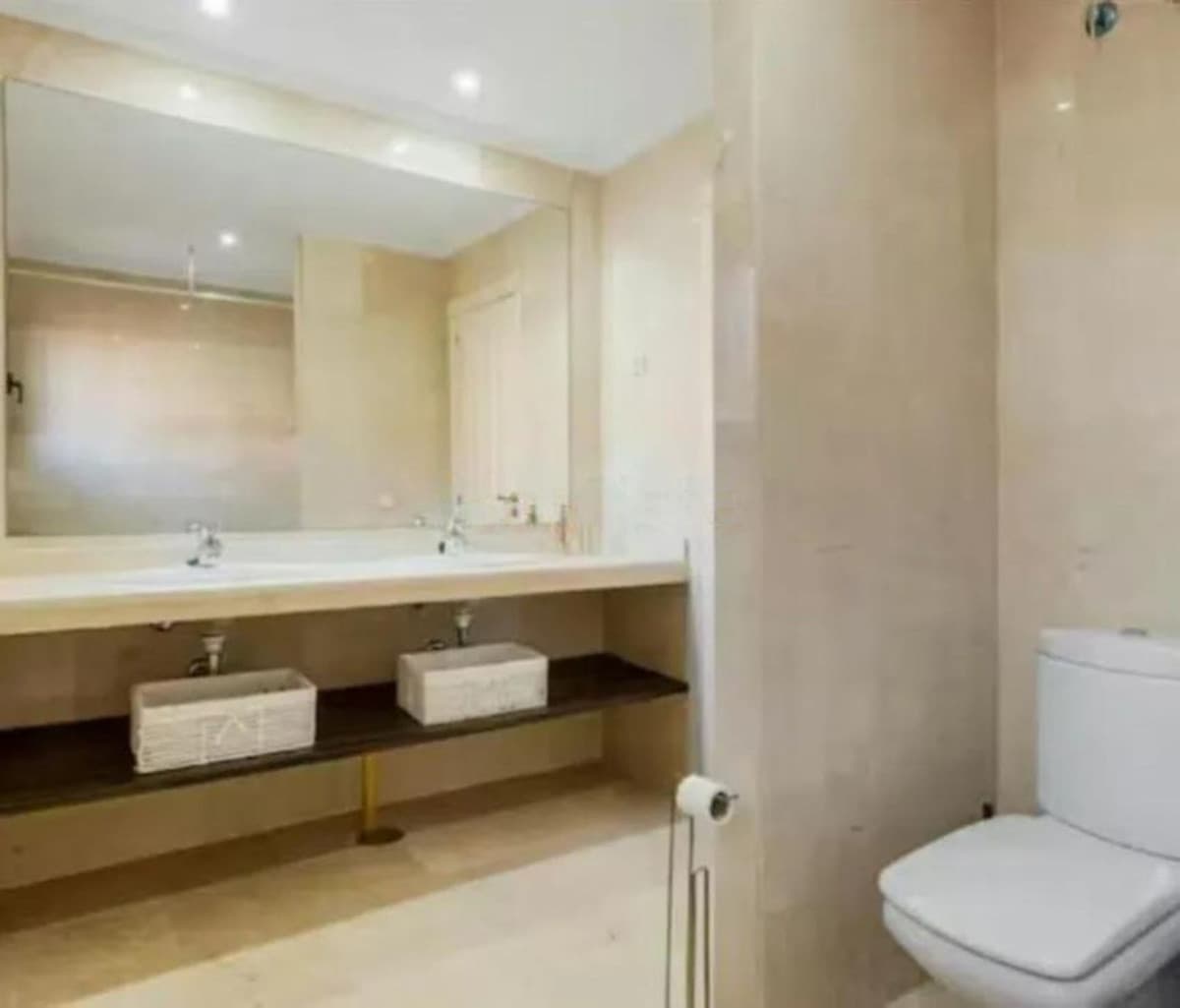 Ground Floor Apartment in Estepona — photo 6 of 10