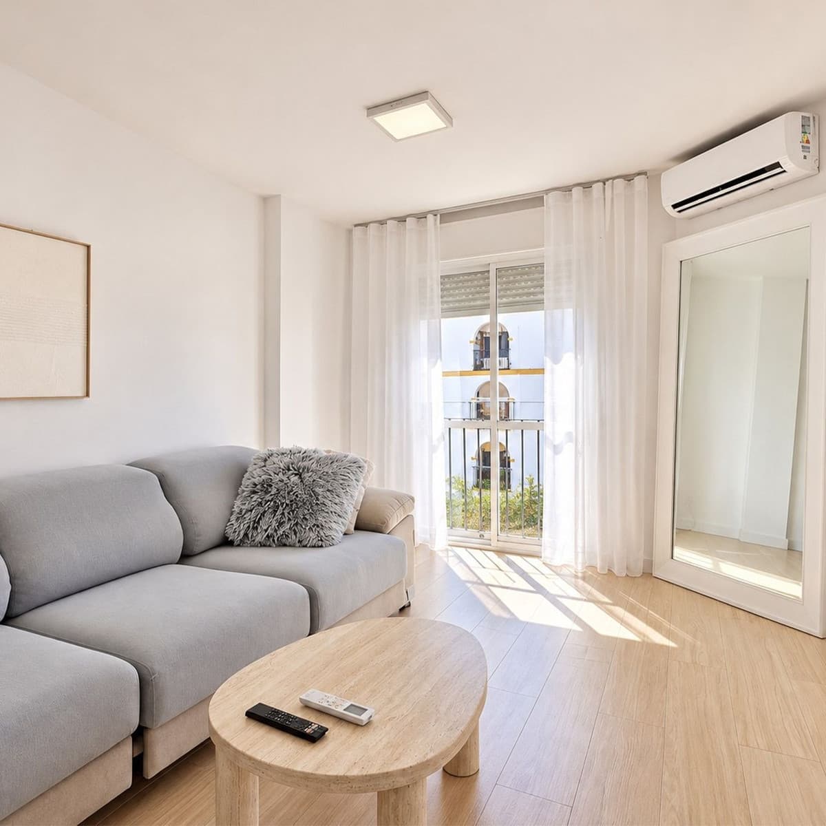 Top Floor Apartment in Estepona — photo 2 of 10