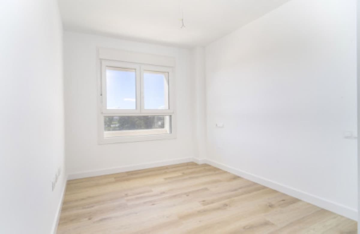 Middle Floor Apartment in Nueva Andalucía — photo 5 of 10
