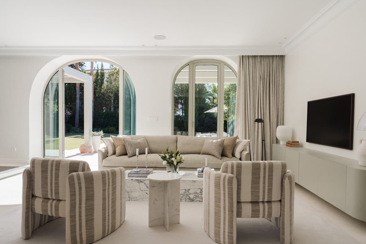 Detached Villa in Nueva Andalucía — photo 3 of 10