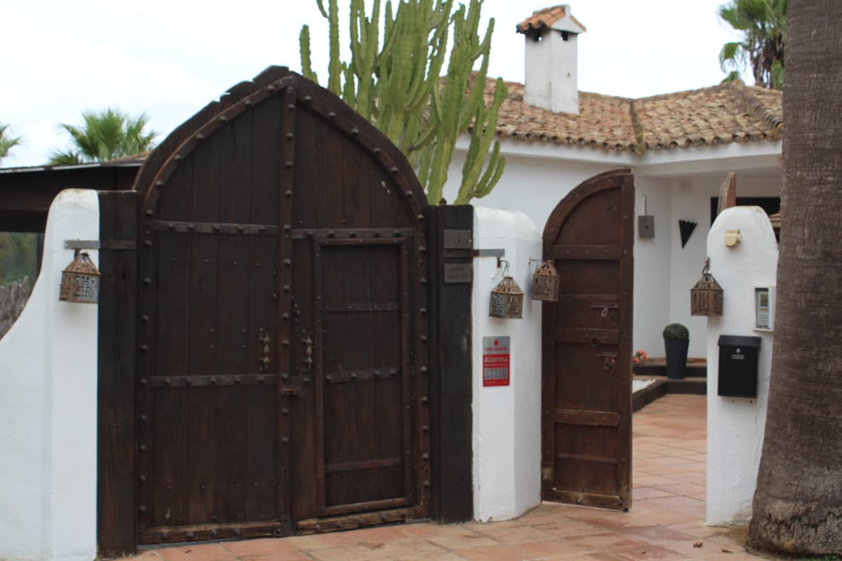 Detached Villa in Sotogrande Costa — photo 2 of 10