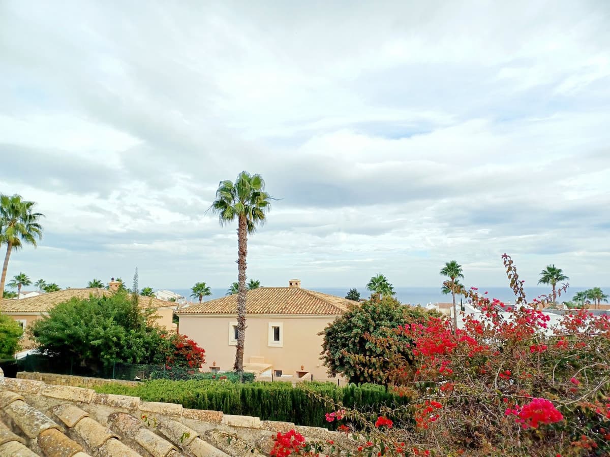 Detached Villa in La Alcaidesa — photo 8 of 10