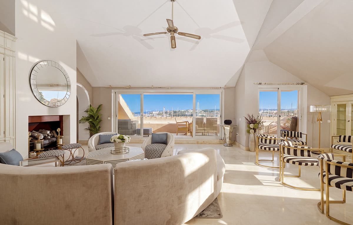Penthouse in Sotogrande Marina — photo 1 of 10