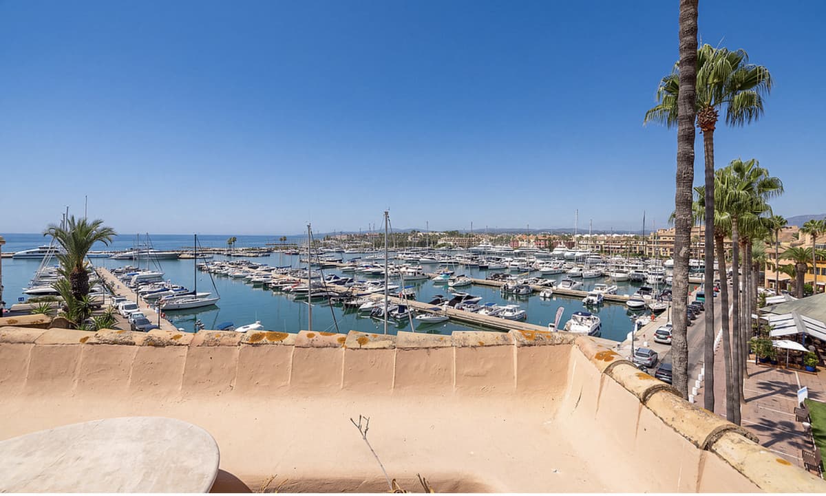 Penthouse in Sotogrande Marina — photo 3 of 10
