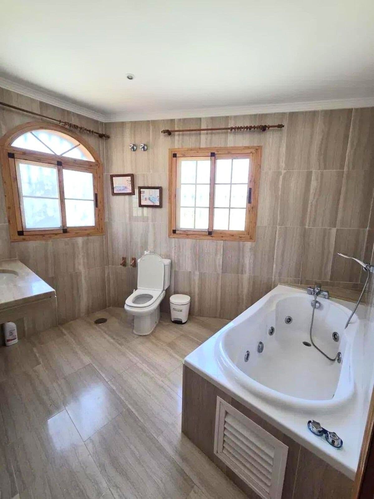 Semi-Detached House in Cancelada — photo 8 of 10