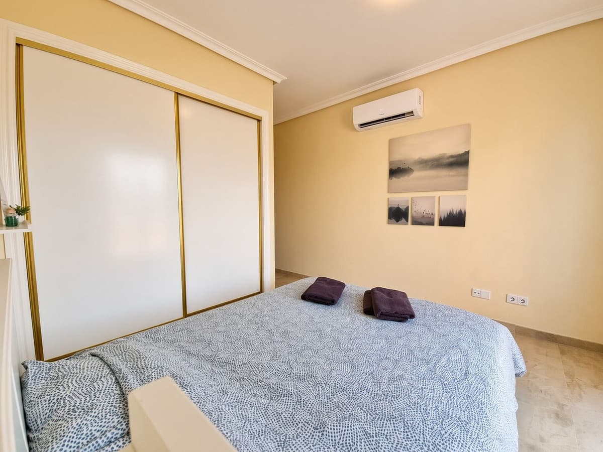 Penthouse in Casares — photo 9 of 10