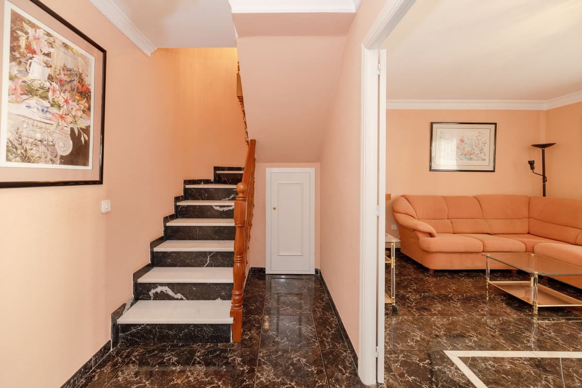 Townhouse in Marbella — photo 7 of 10