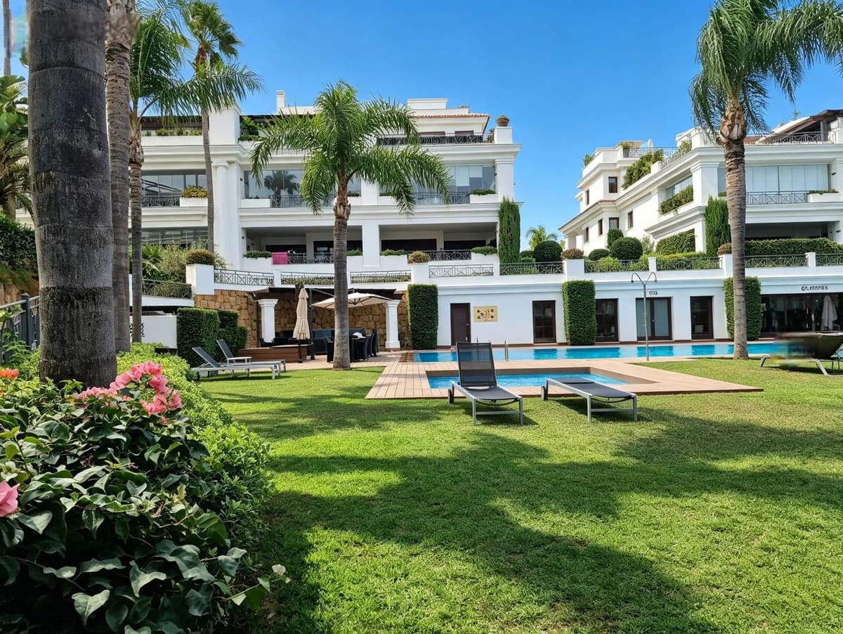 Ground Floor Apartment in Estepona — photo 3 of 10