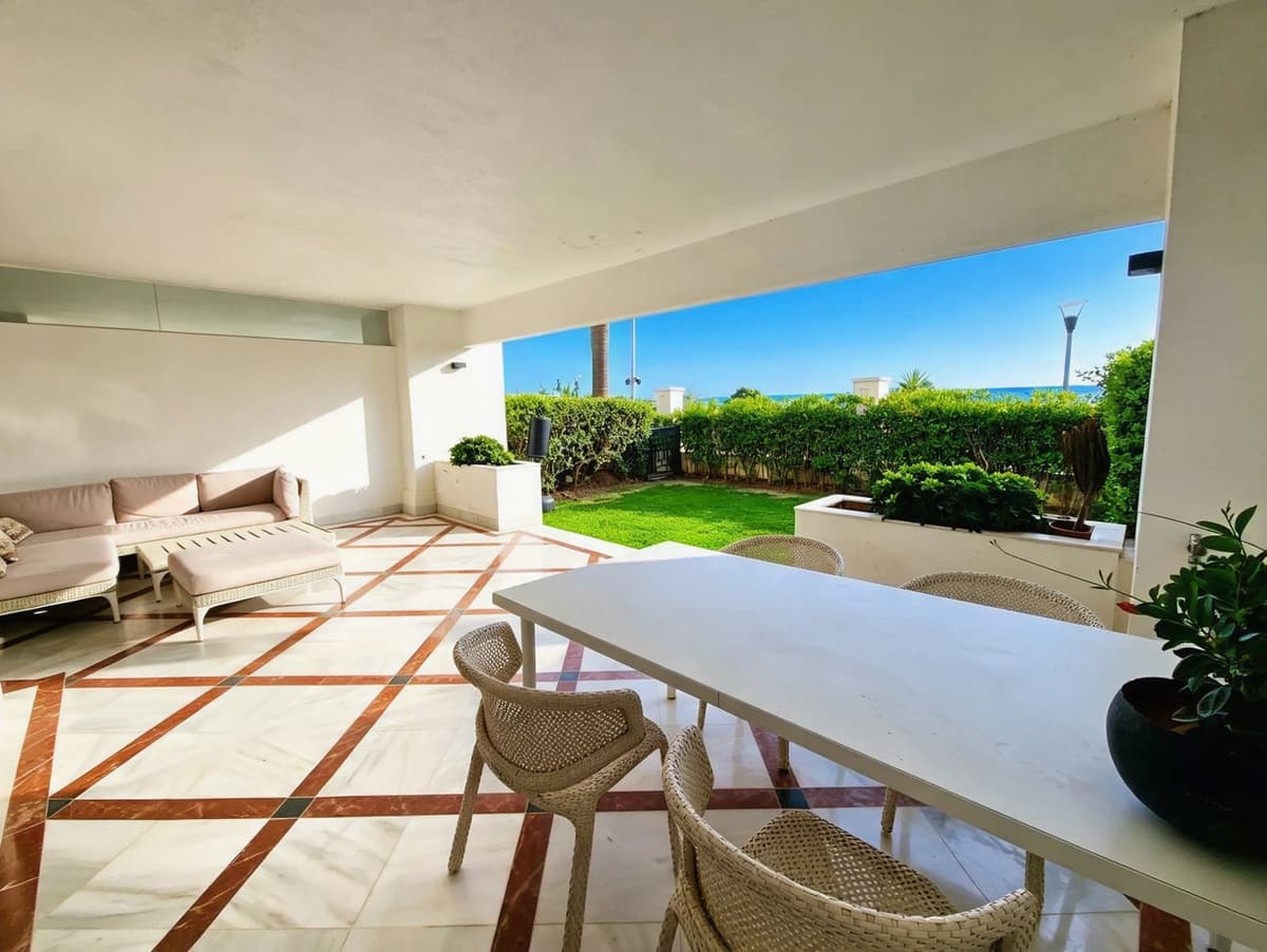 Ground Floor Apartment in Estepona — photo 5 of 10