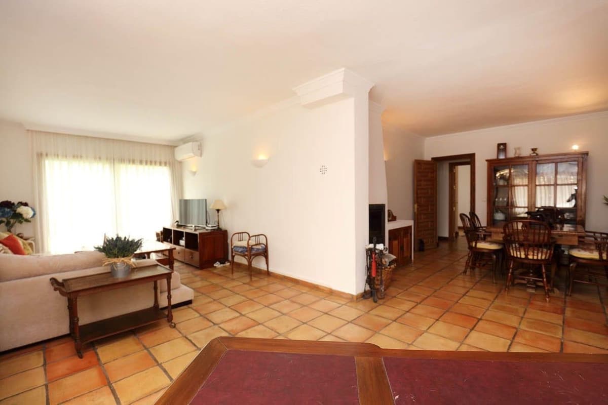 Detached Villa in Atalaya — photo 5 of 10