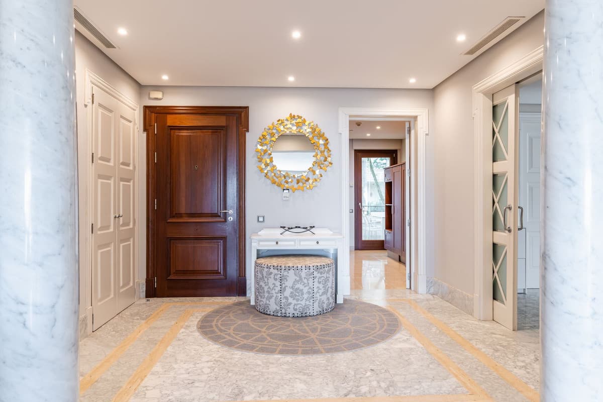 Middle Floor Apartment in Los Monteros — photo 10 of 10