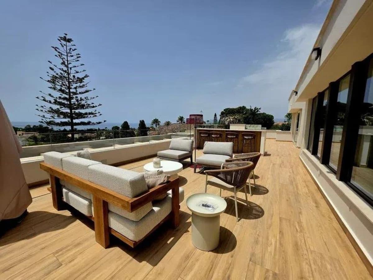 Detached Villa in Los Monteros — photo 6 of 10