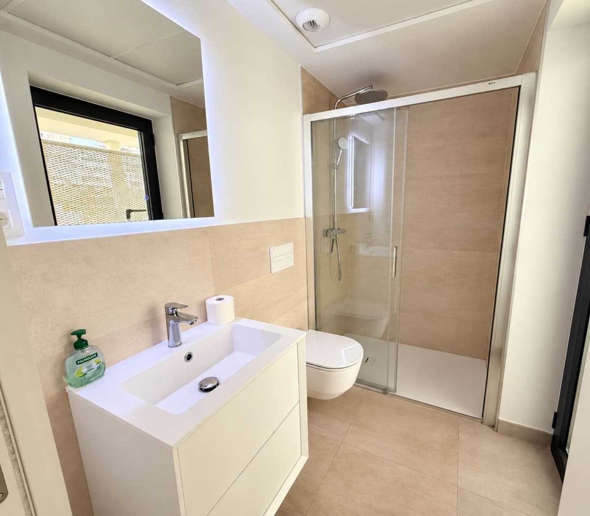 Middle Floor Apartment in Higueron — photo 10 of 10