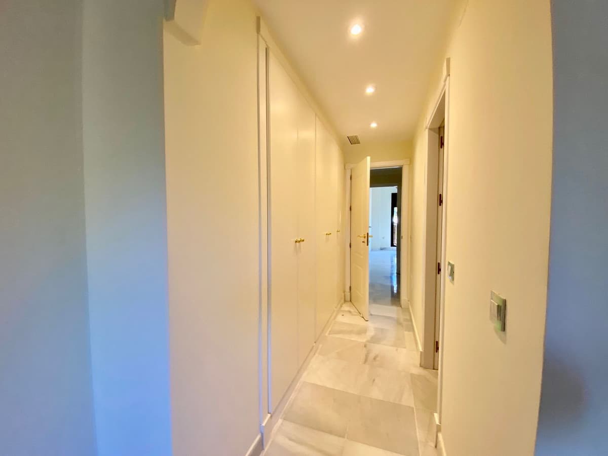 Middle Floor Apartment in Hacienda del Sol — photo 7 of 10