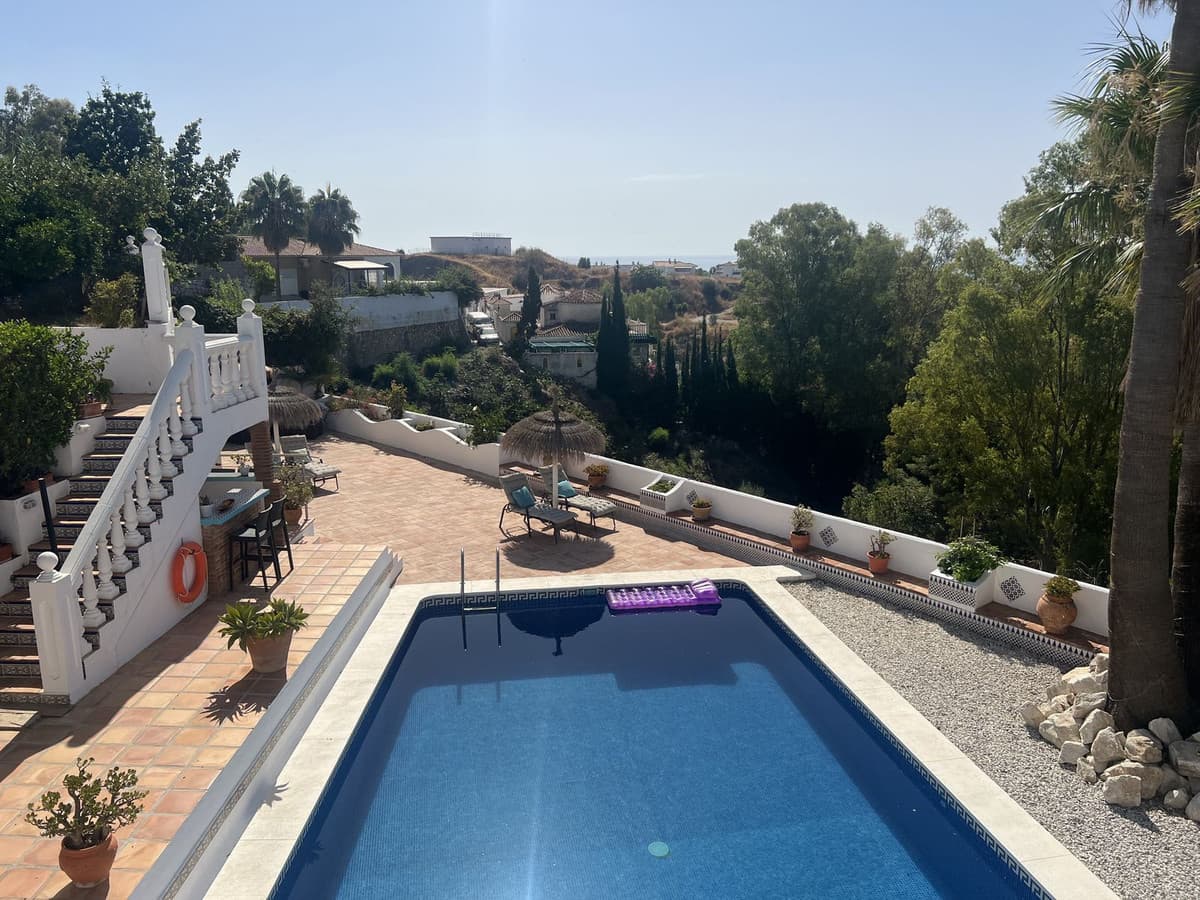 Detached Villa in Benalmadena — photo 1 of 10