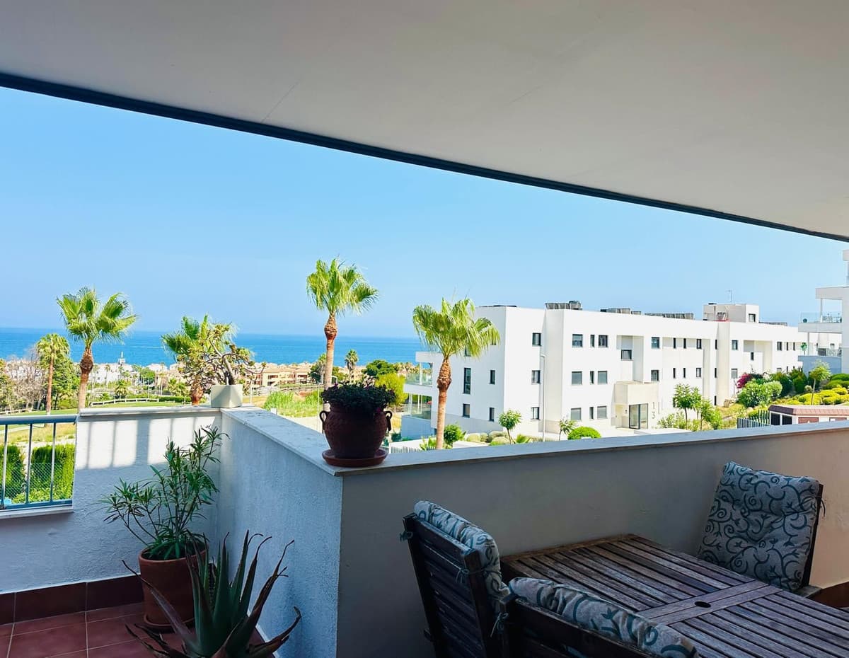 Ground Floor Apartment in Casares — photo 2 of 10