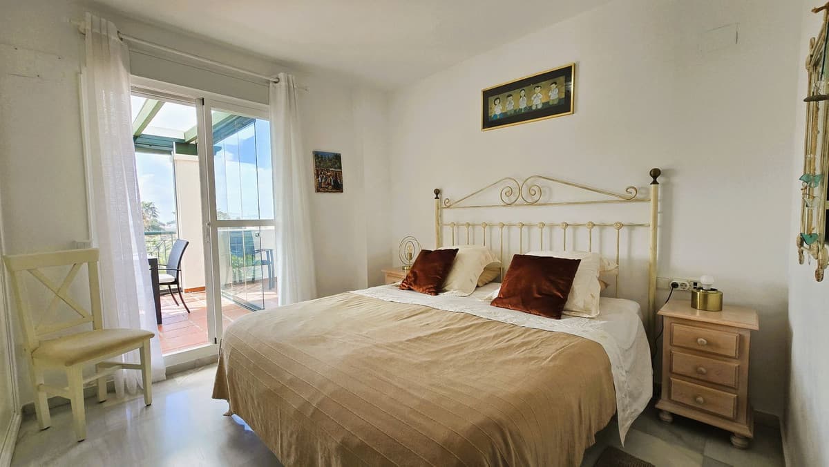 Penthouse in Nueva Andalucía — photo 10 of 10