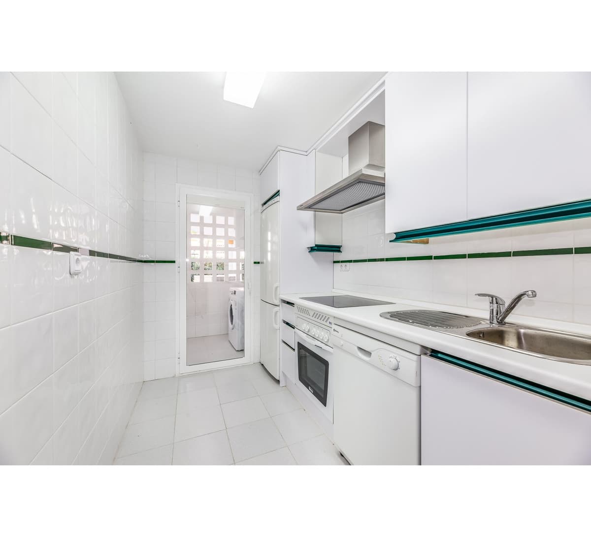 Ground Floor Apartment in Nueva Andalucía — photo 7 of 10