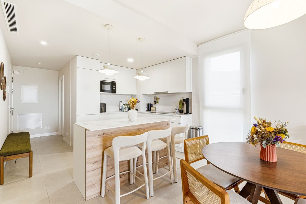 Middle Floor Apartment in Calanova Golf — photo 5 of 10