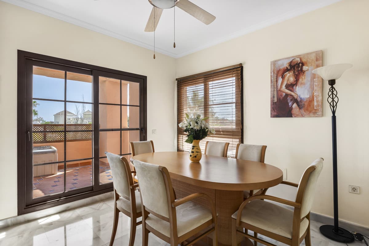 Penthouse Duplex in Estepona — photo 10 of 10
