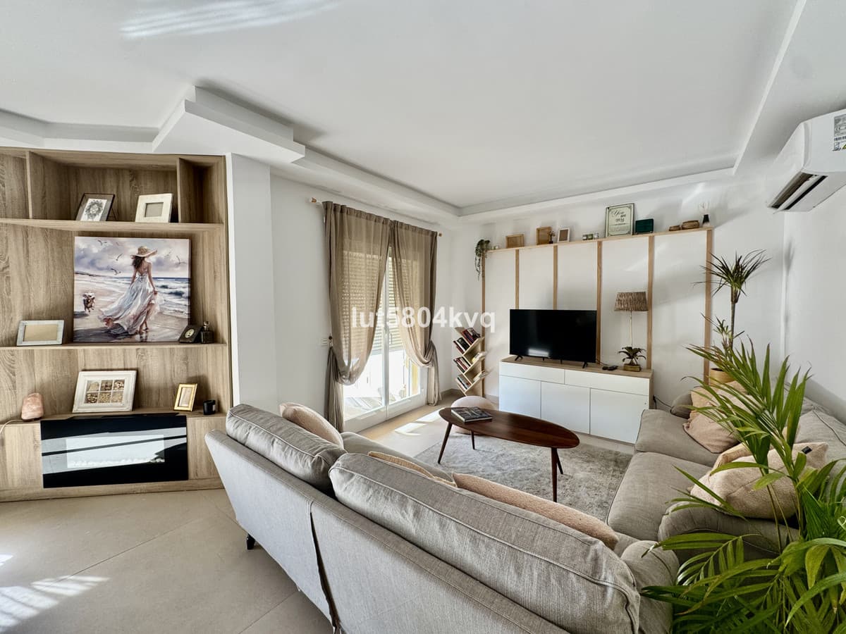 Ground Floor Apartment in La Quinta — photo 5 of 10