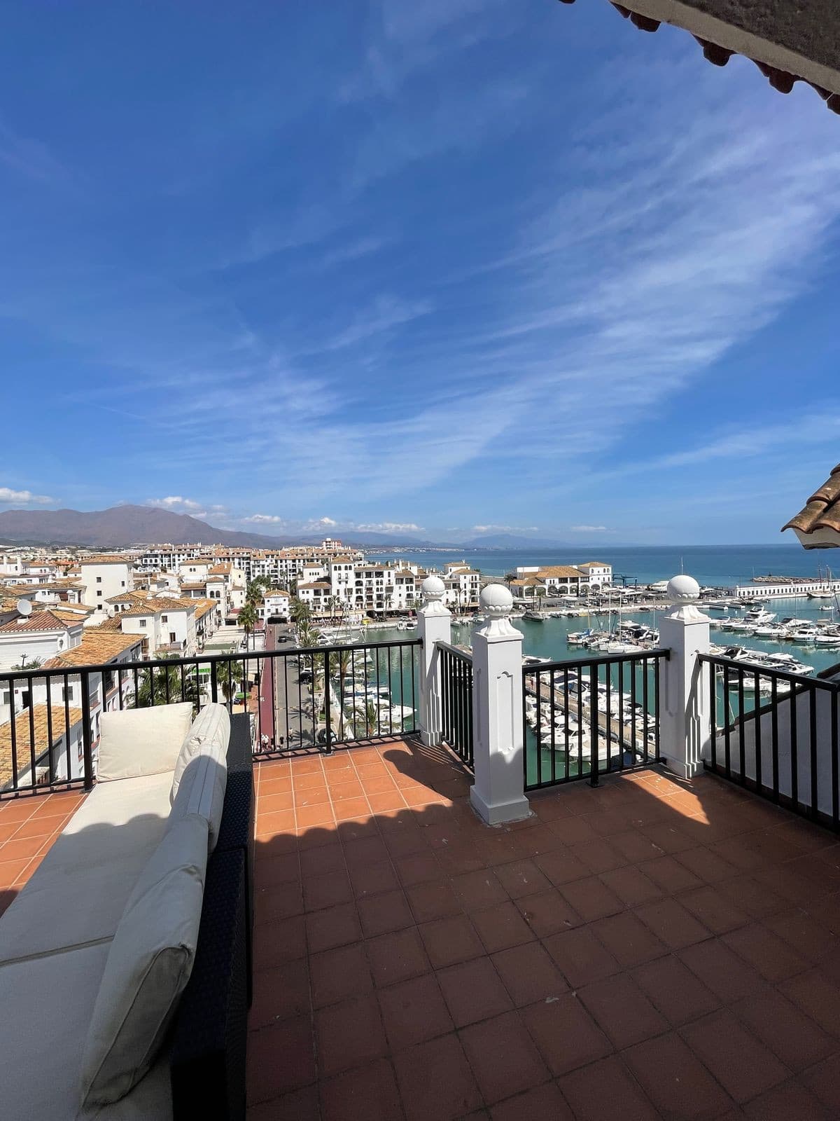 Penthouse in La Duquesa — photo 6 of 10