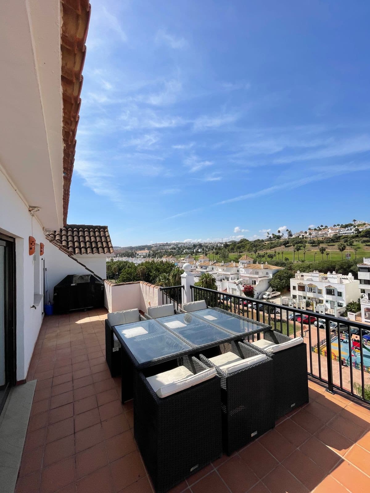 Penthouse in La Duquesa — photo 8 of 10
