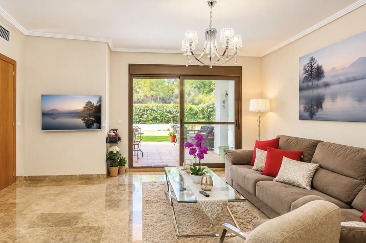 Ground Floor Apartment in New Golden Mile — photo 9 of 10