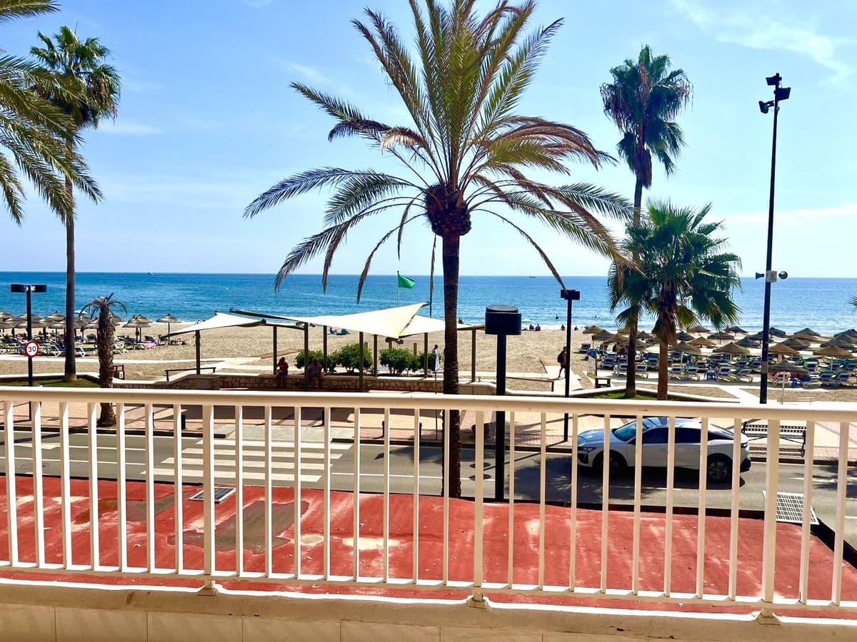Middle Floor Apartment in Fuengirola — photo 1 of 10