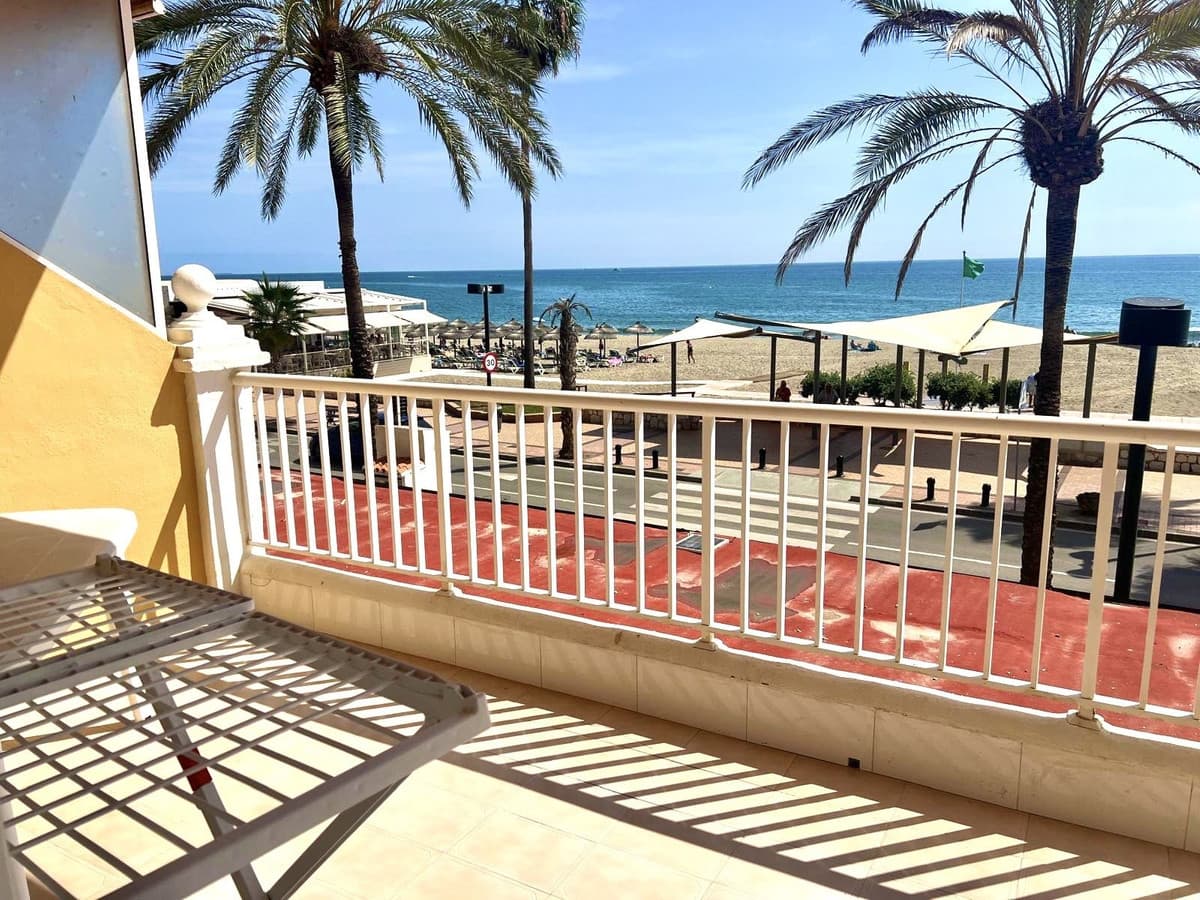 Middle Floor Apartment in Fuengirola — photo 2 of 10