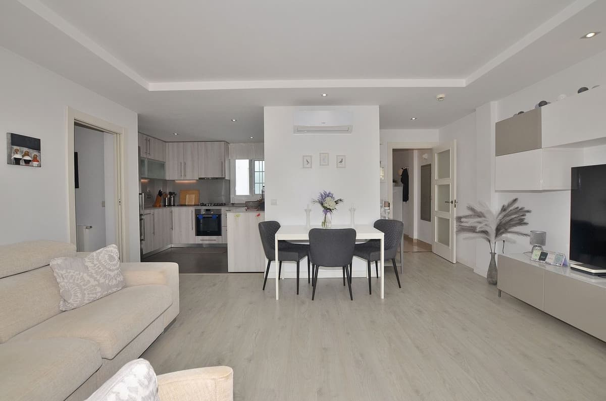 Top Floor Apartment in Arroyo de la Miel — photo 4 of 10